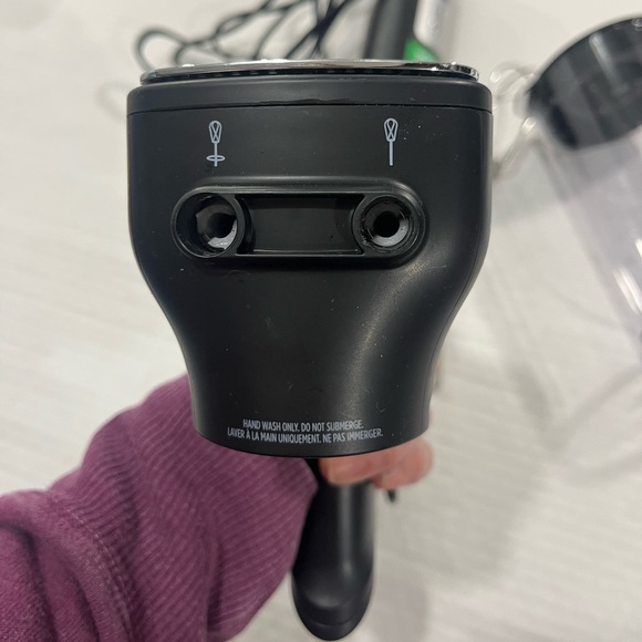 NINJA IMMERSION BLENDER AND ACCESSORIES - Picture 6 of 9